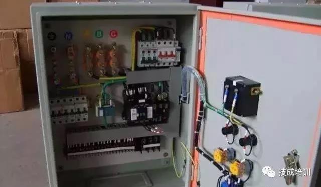 配電箱傻傻弄不清楚？超全配電箱內(nèi)部結(jié)構(gòu)解析大全